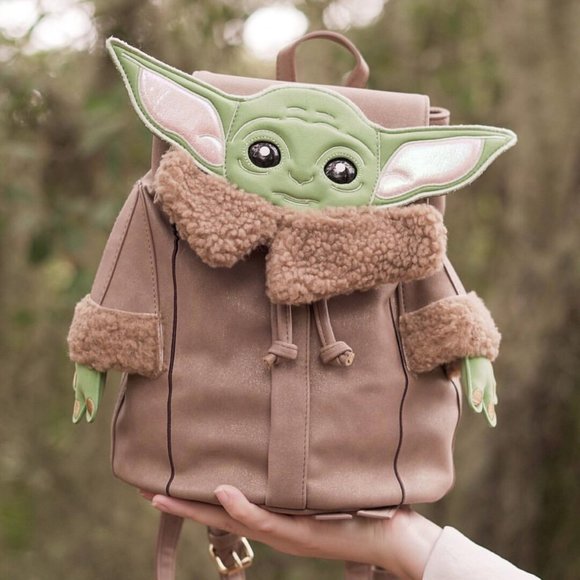 Danielle Nicole Disney X Star Wars The Child Backpack The Mandalorian in plastic - Picture 6 of 7